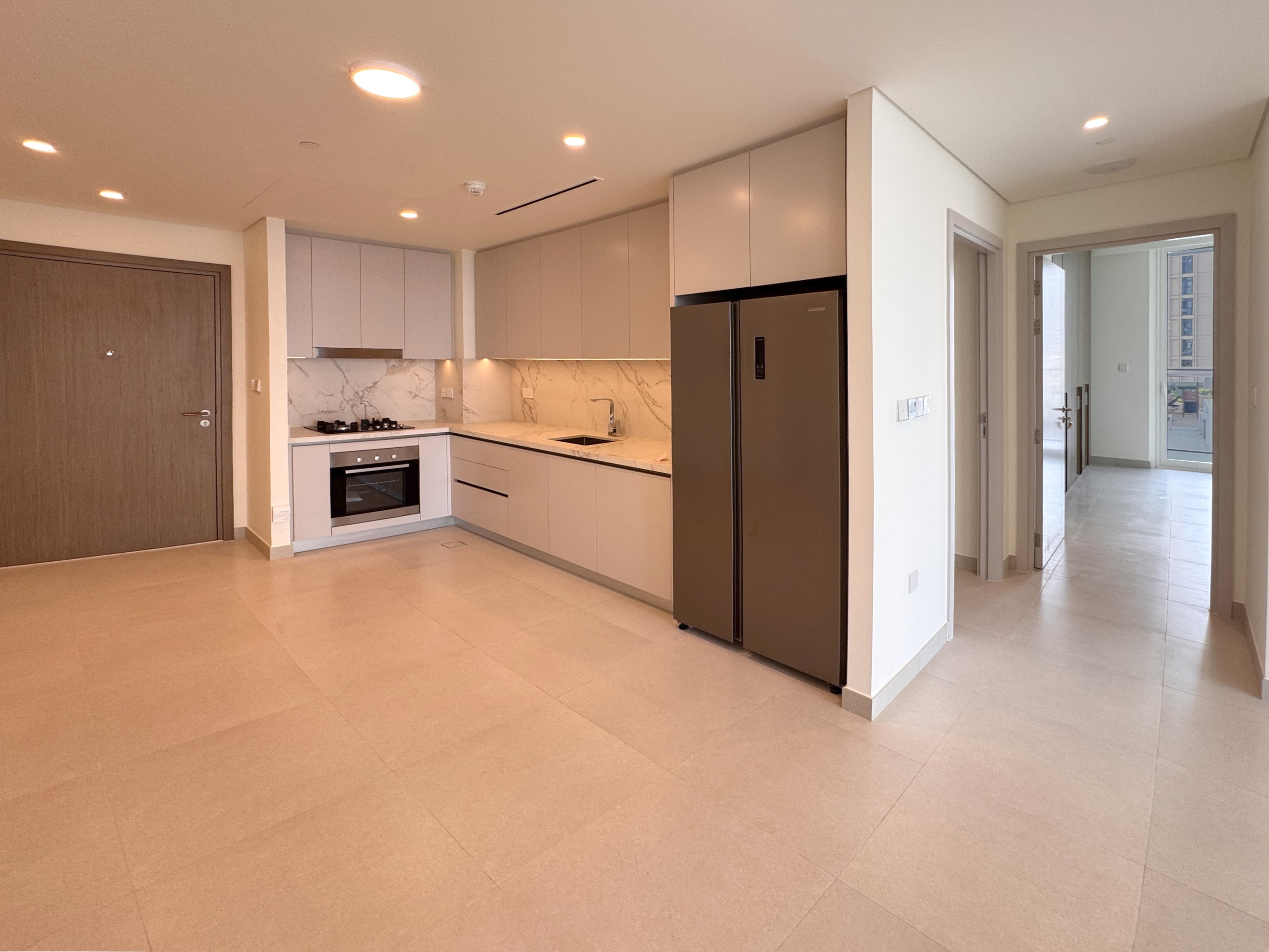 Stunning 2-bedroom apartment in Beach Mansion - Image 3